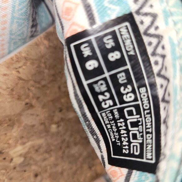 Hey Dude Wendy Boho Light Denim Slip On Loafers White Cream Women's 8 - Picture 7 of 7